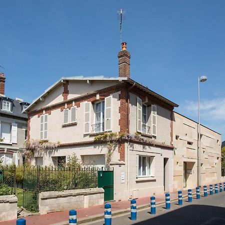 Maison Morny Довил Екстериор снимка